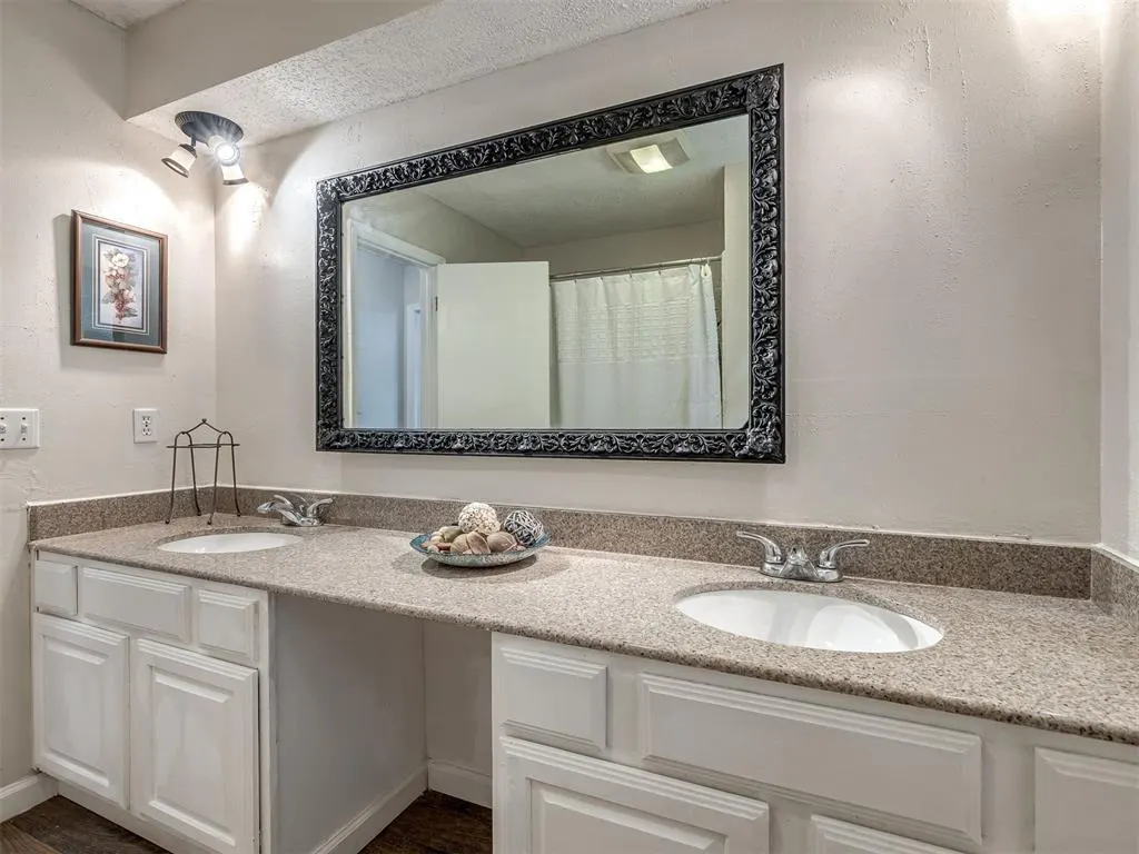 Photo 20 — 6712 NW 61st Street, Warr Acres, OK 73122
