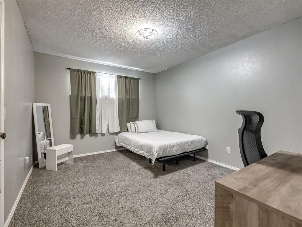 Photo 21 — 6712 NW 61st Street, Warr Acres, OK 73122