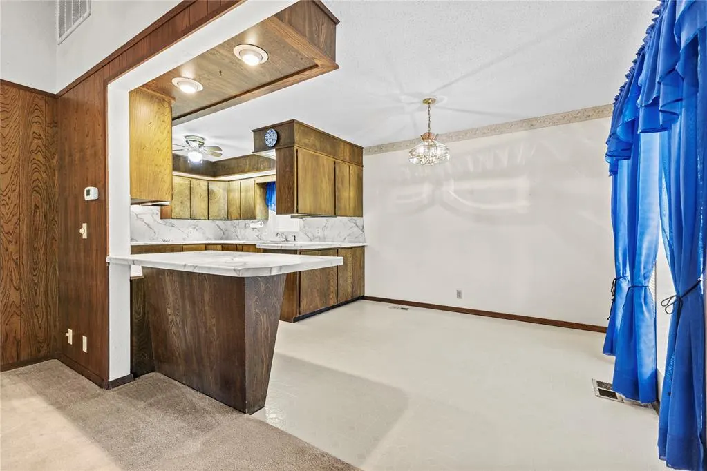 Photo 13 — 1535 Mockingbird Lane, Weatherford, OK 73096