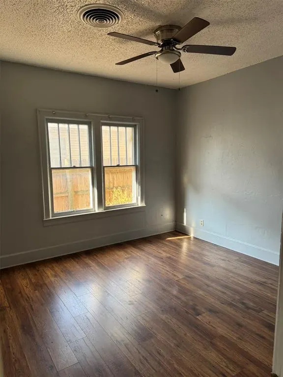 Photo 10 — 418 Wise Avenue, Clinton, OK 73601