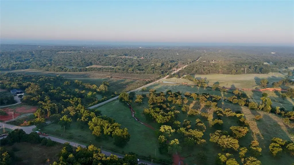 Photo 16 — 1 E Sorghum Mill Road, Arcadia, OK 73007