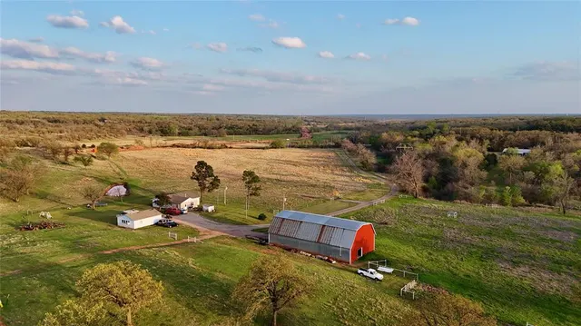 Photo 7 — 2 E Sorghum Mill Road, Arcadia, OK 73007