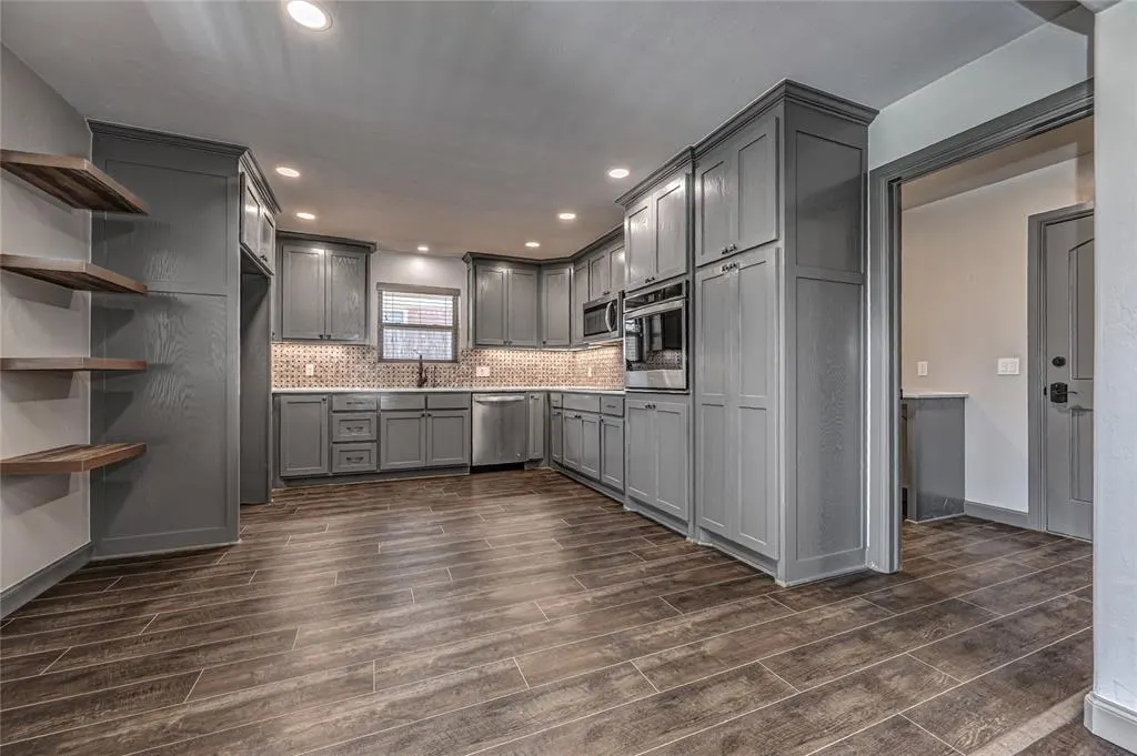 Photo 9 — 4608 NW 34th Street, Oklahoma City, OK 73122