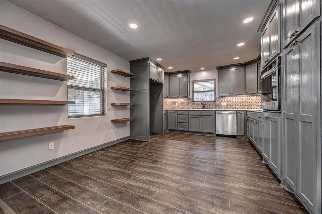 Photo 10 — 4608 NW 34th Street, Oklahoma City, OK 73122