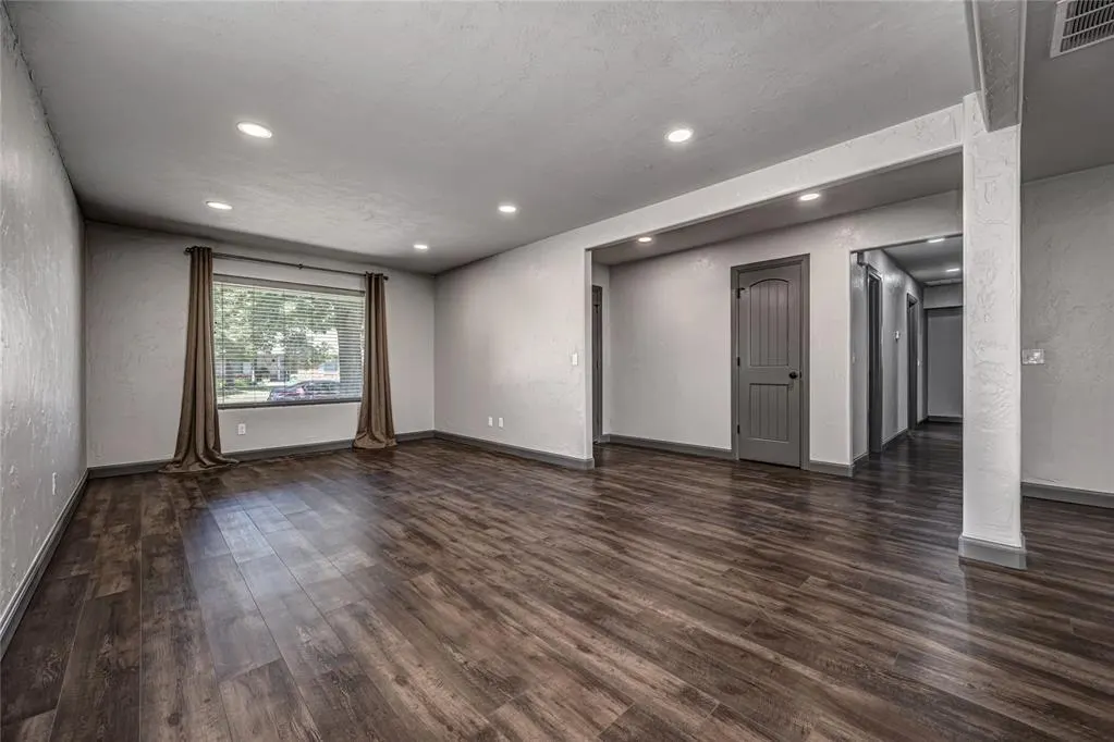 Photo 13 — 4608 NW 34th Street, Oklahoma City, OK 73122