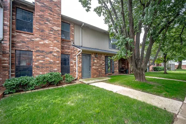 Photo 2 — 6500 N Grand Boulevard 168, Oklahoma City, OK 73116