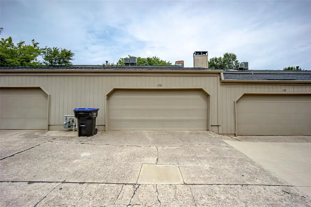 Photo 27 — 6500 N Grand Boulevard 168, Oklahoma City, OK 73116