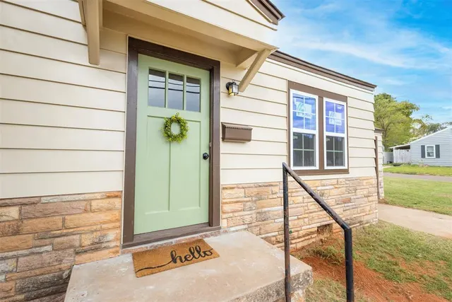 Photo 2 — 503 S Washington Avenue, Elk City, OK 73644
