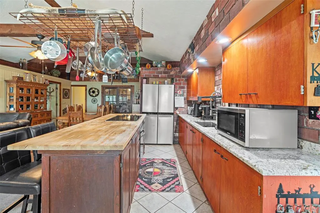 Photo 9 — 10955 Carriage Street, Hinton, OK 73047