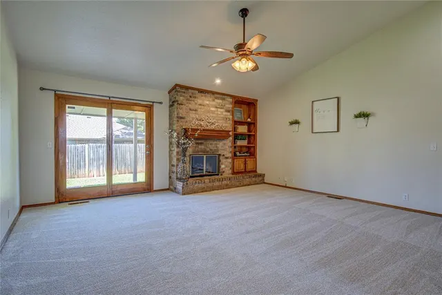 Photo 7 — 2109 Shamrock Drive, Edmond, OK 73003