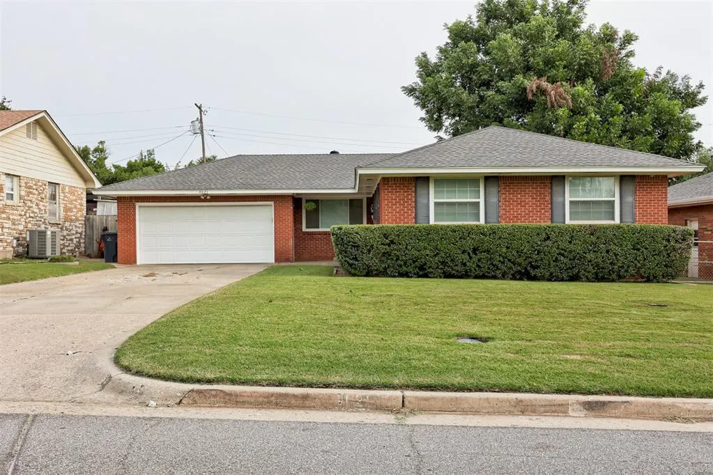 Front exterior — 4621 NW 11th Street, Oklahoma City, OK 73127
