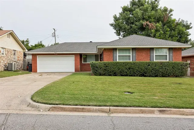 Front exterior — 4621 NW 11th Street, Oklahoma City, OK 73127