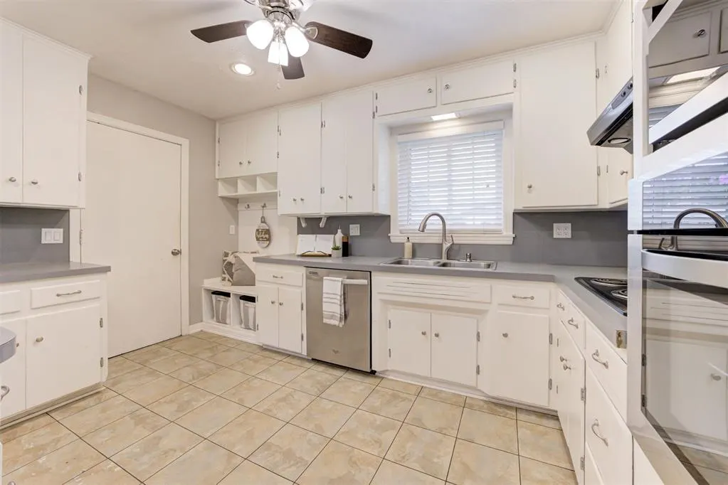 Photo 17 — 4621 NW 11th Street, Oklahoma City, OK 73127