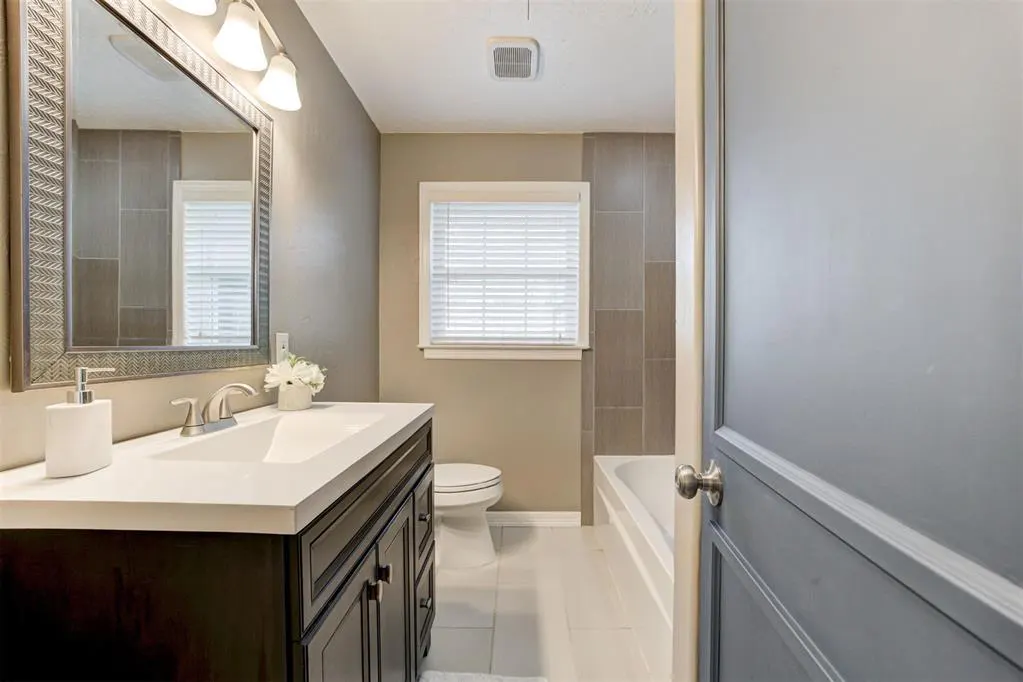 Photo 30 — 4621 NW 11th Street, Oklahoma City, OK 73127