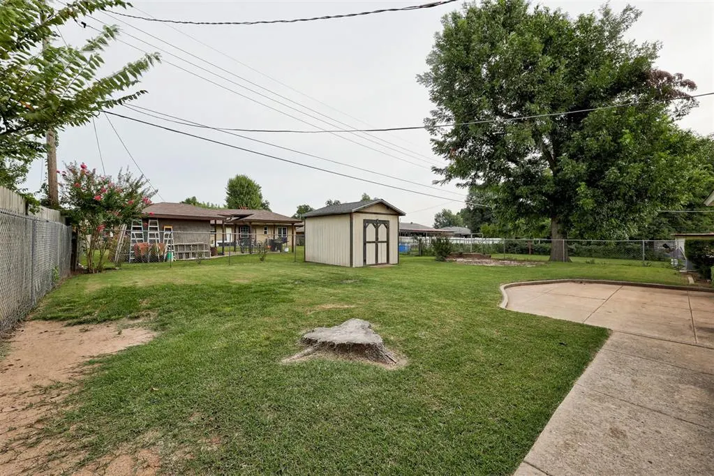 Photo 37 — 4621 NW 11th Street, Oklahoma City, OK 73127