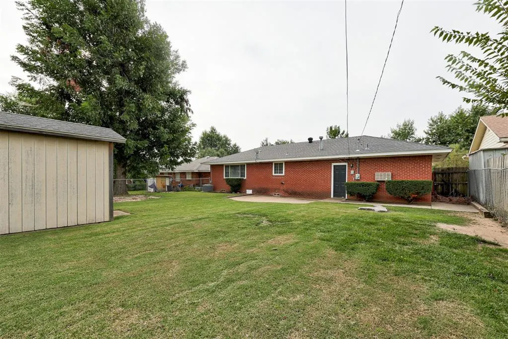 Photo 38 — 4621 NW 11th Street, Oklahoma City, OK 73127