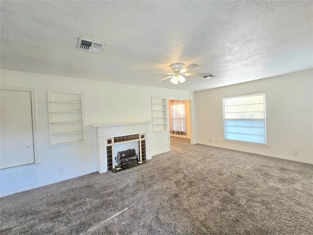 Photo 4 — 808 E Elm Street, Altus, OK 73521