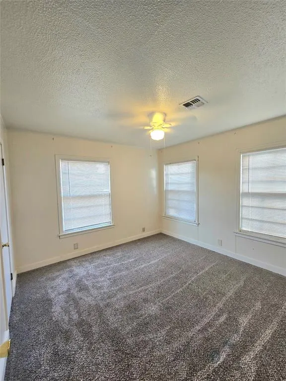 Photo 8 — 808 E Elm Street, Altus, OK 73521