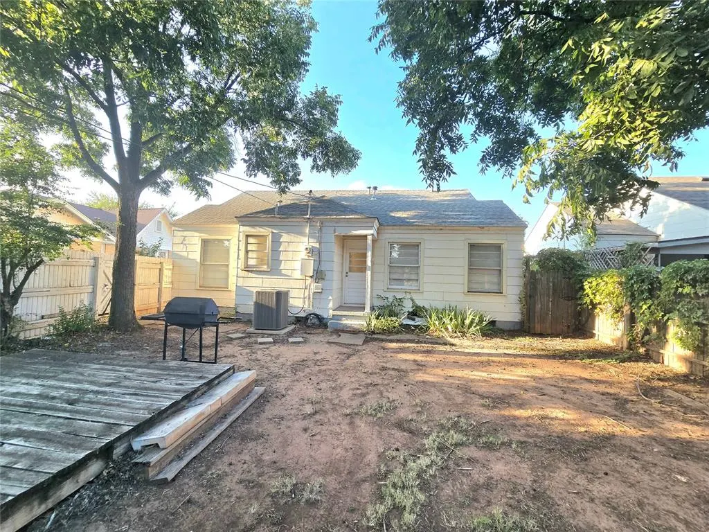 Photo 27 — 808 E Elm Street, Altus, OK 73521