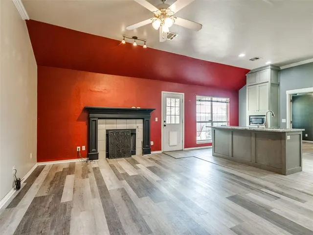 Photo 4 — 279 Woodlands Drive, Harrah, OK 73045