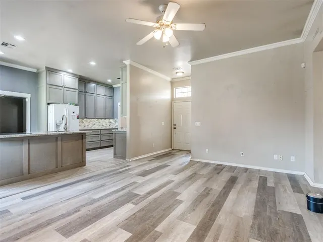 Photo 6 — 279 Woodlands Drive, Harrah, OK 73045
