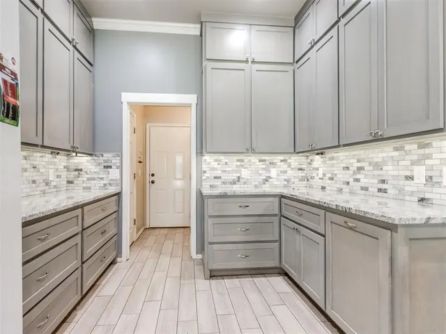 Photo 7 — 279 Woodlands Drive, Harrah, OK 73045