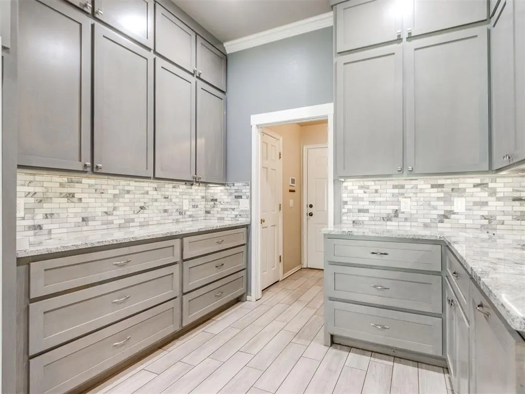 Photo 8 — 279 Woodlands Drive, Harrah, OK 73045