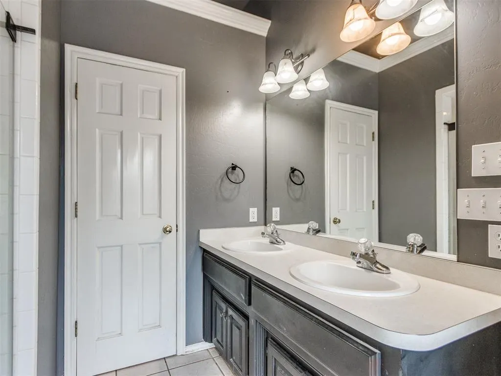 Photo 18 — 279 Woodlands Drive, Harrah, OK 73045