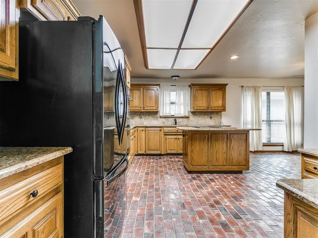 Photo 15 — 12009 Greenwick Drive, Oklahoma City, OK 73162