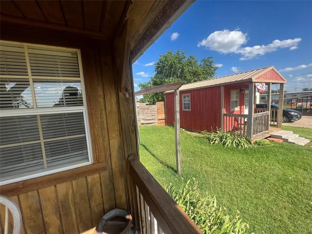 Photo 17 — 101 N Main Street, Leedey, OK 73654
