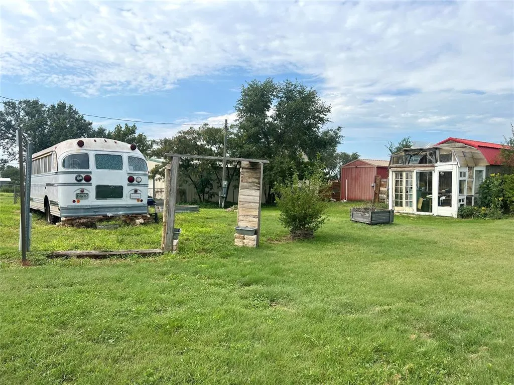 Photo 23 — 101 N Main Street, Leedey, OK 73654