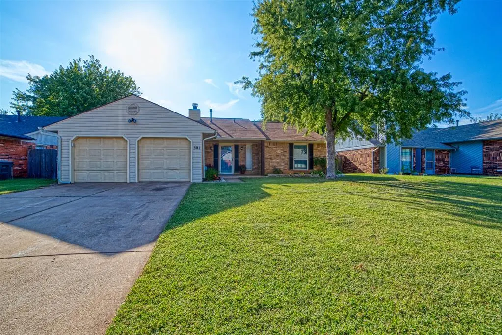 Photo 24 — 301 Bluegrass Lane, Edmond, OK 73003