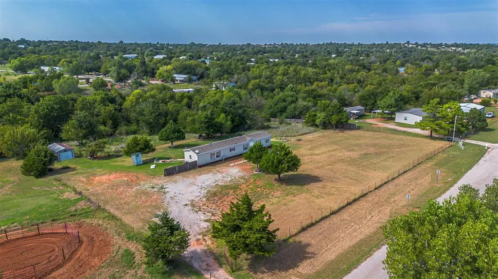 Photo 2 — 1284 County Street 2953, Tuttle, OK 73089