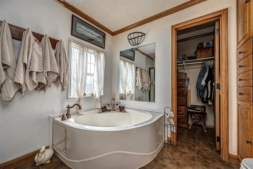 Photo 18 — 1284 County Street 2953, Tuttle, OK 73089