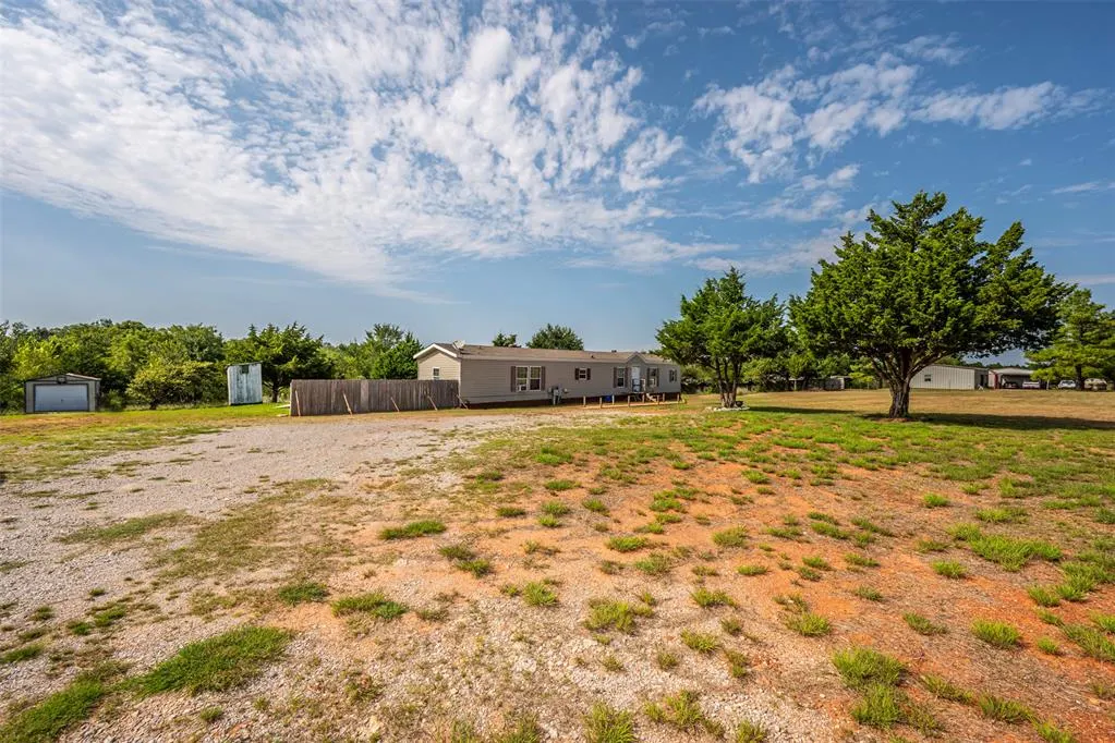 Photo 22 — 1284 County Street 2953, Tuttle, OK 73089