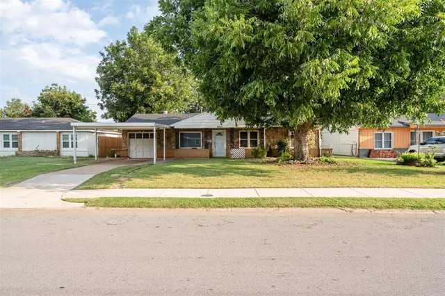 Front exterior — 5925 NW 58th Street, Oklahoma City, OK 73122