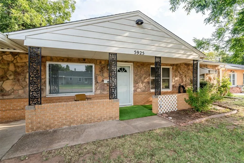 Photo 7 — 5925 NW 58th Street, Oklahoma City, OK 73122