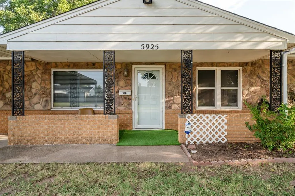Photo 8 — 5925 NW 58th Street, Oklahoma City, OK 73122