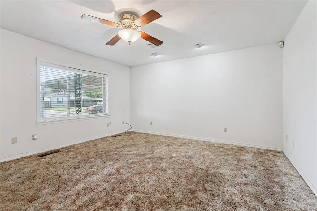 Photo 10 — 5925 NW 58th Street, Oklahoma City, OK 73122