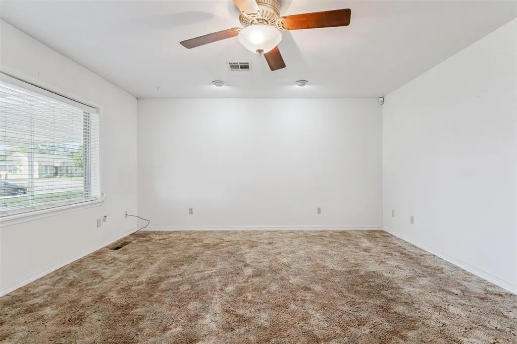 Photo 11 — 5925 NW 58th Street, Oklahoma City, OK 73122
