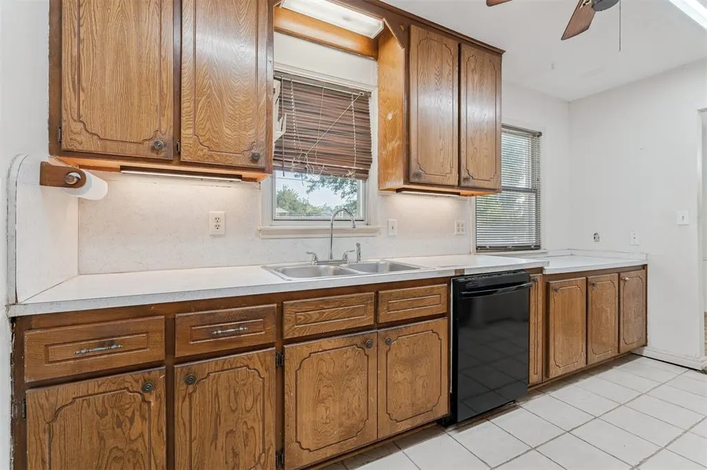 Photo 17 — 5925 NW 58th Street, Oklahoma City, OK 73122