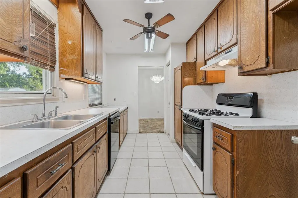 Photo 19 — 5925 NW 58th Street, Oklahoma City, OK 73122