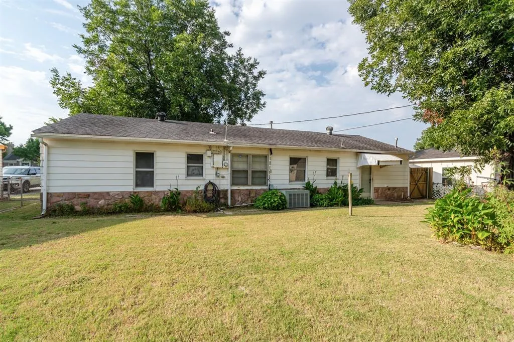 Photo 37 — 5925 NW 58th Street, Oklahoma City, OK 73122