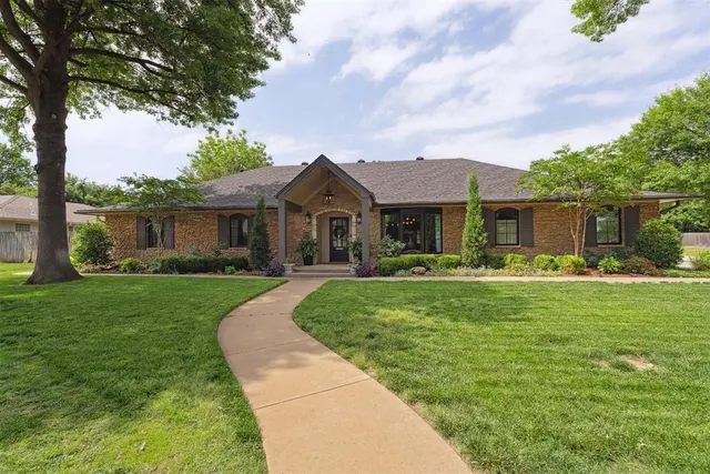 Photo 5 — 1201 Westchester Drive, Oklahoma City, OK 73114