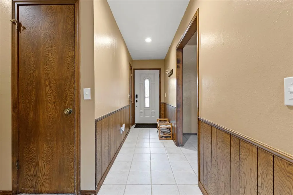 Photo 4 — 1312 Linwood Street, Weatherford, OK 73096