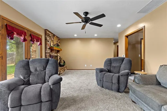 Photo 7 — 1312 Linwood Street, Weatherford, OK 73096