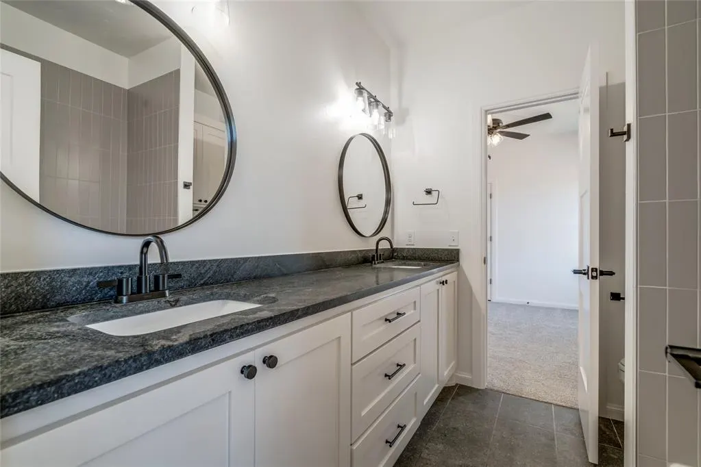 Photo 18 — 10809 Highland Drive, Yukon, OK 73099