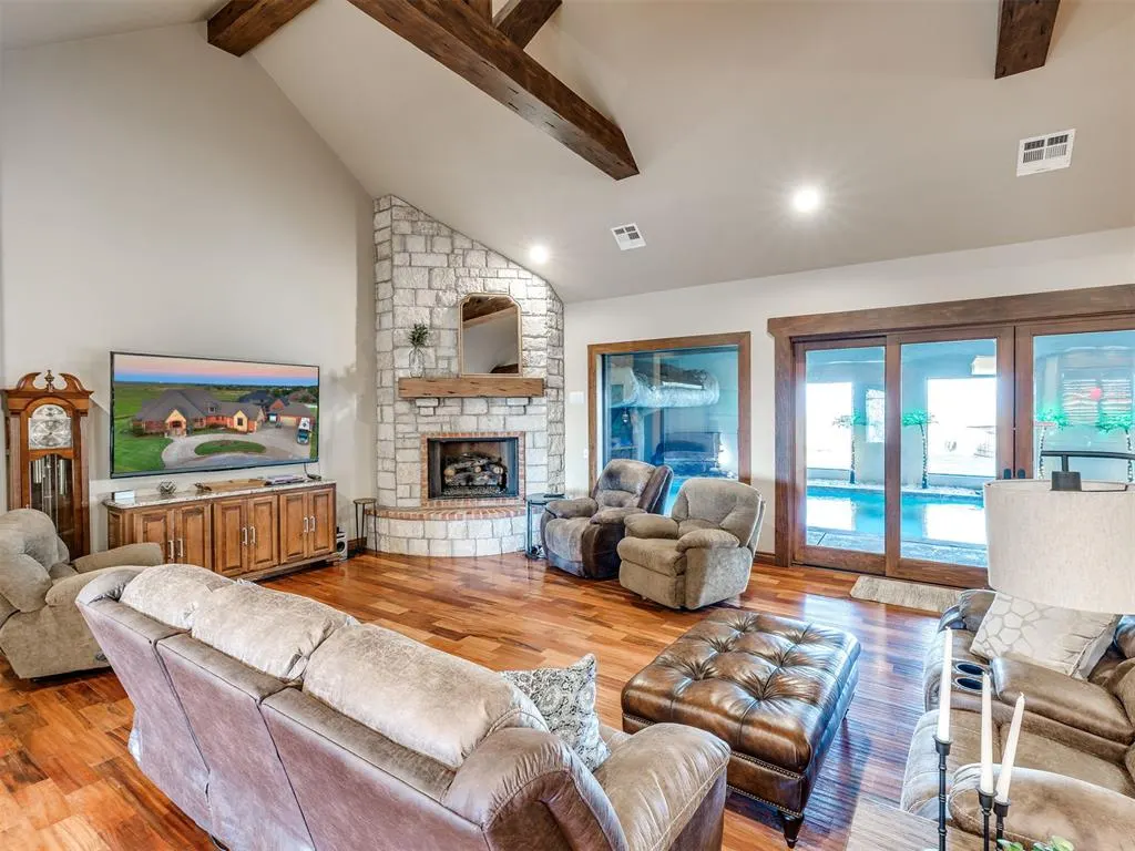 Photo 11 — 610 Lawrence Drive, Okarche, OK 73762