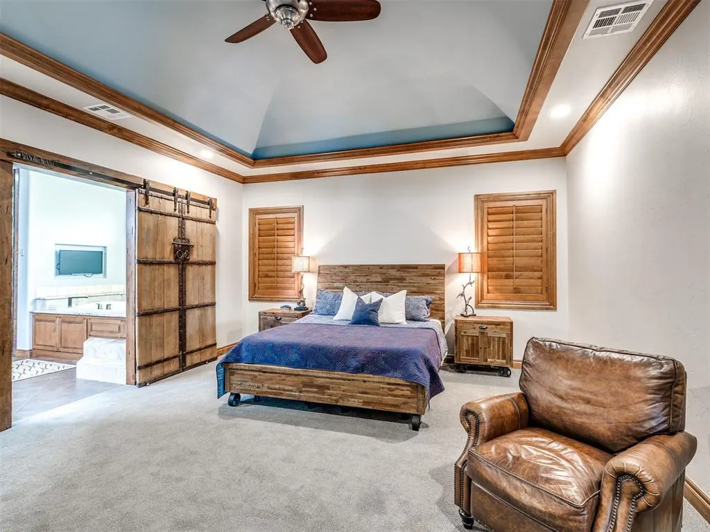 Photo 16 — 610 Lawrence Drive, Okarche, OK 73762