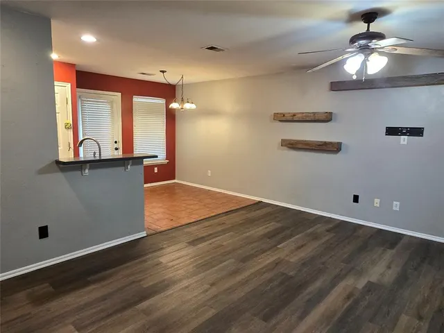 Photo 3 — 6016 SE 82nd Circle, Oklahoma City, OK 73135